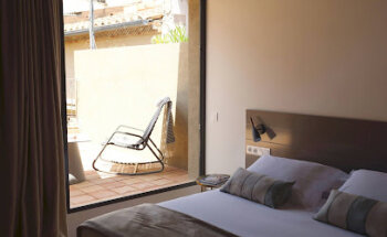 Apartaments Plaça Del Vi