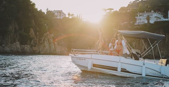 Costa Brava Rent a Boat & Jet Ski - Blanes